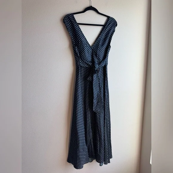 NWT Dôen Tahlia Polka-Dot Dress V-Neck Belted Blue - Picture 4 of 4